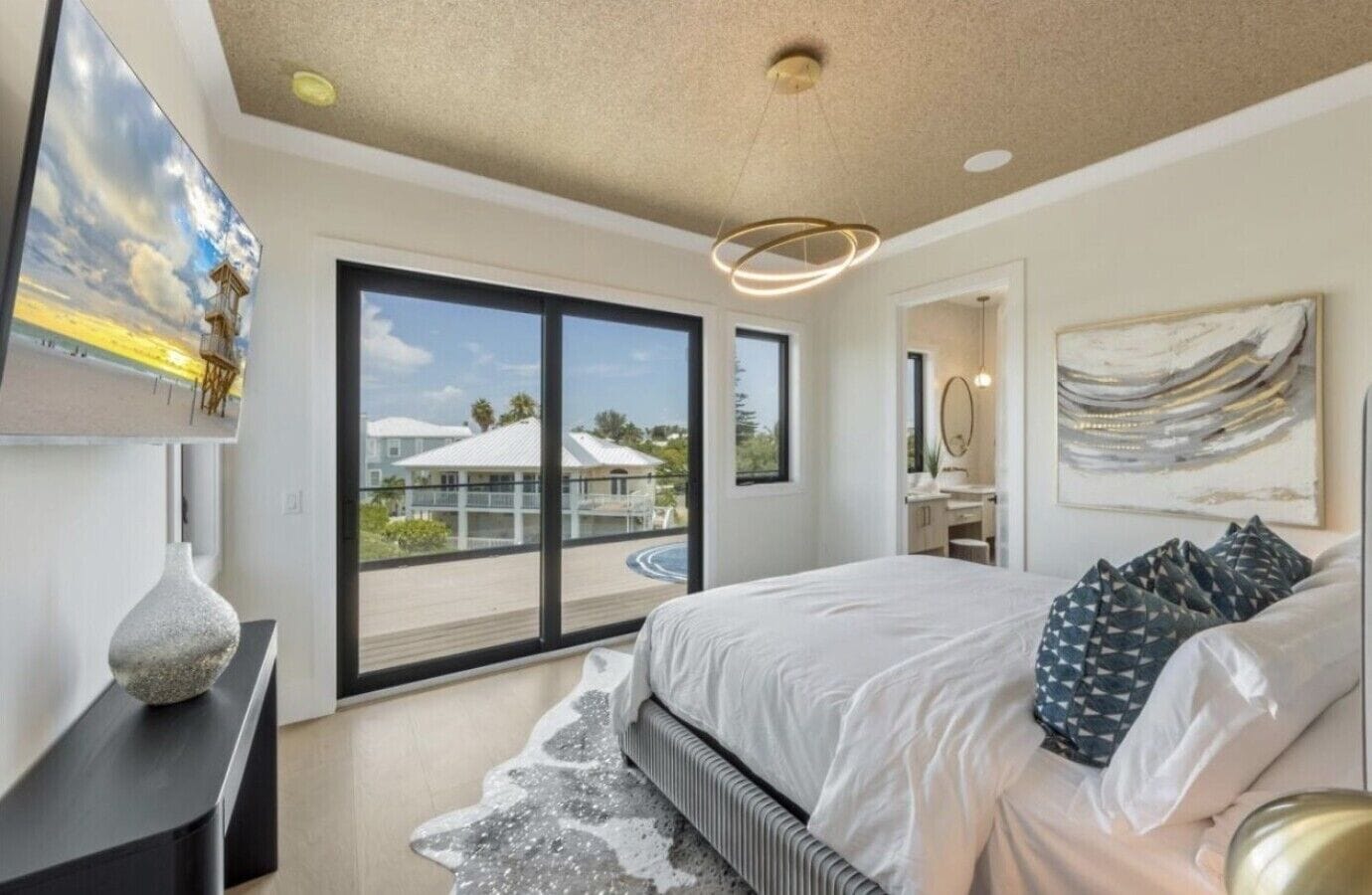 Master Bedroom 4