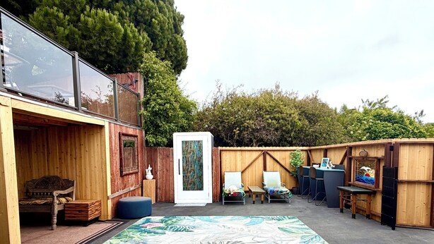 Property grounds - 3-bedroom ranch house retreat property in pleasant Rancho Palos Verdes (Rancho Palos Verdes)
