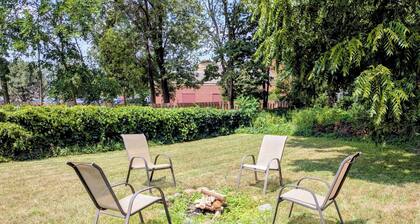 White Bear Lake House 3 blocks from Downtown and Lake!