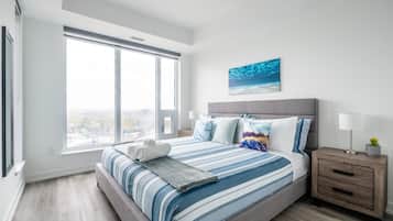 Iron/ironing board, WiFi (free), bed sheets