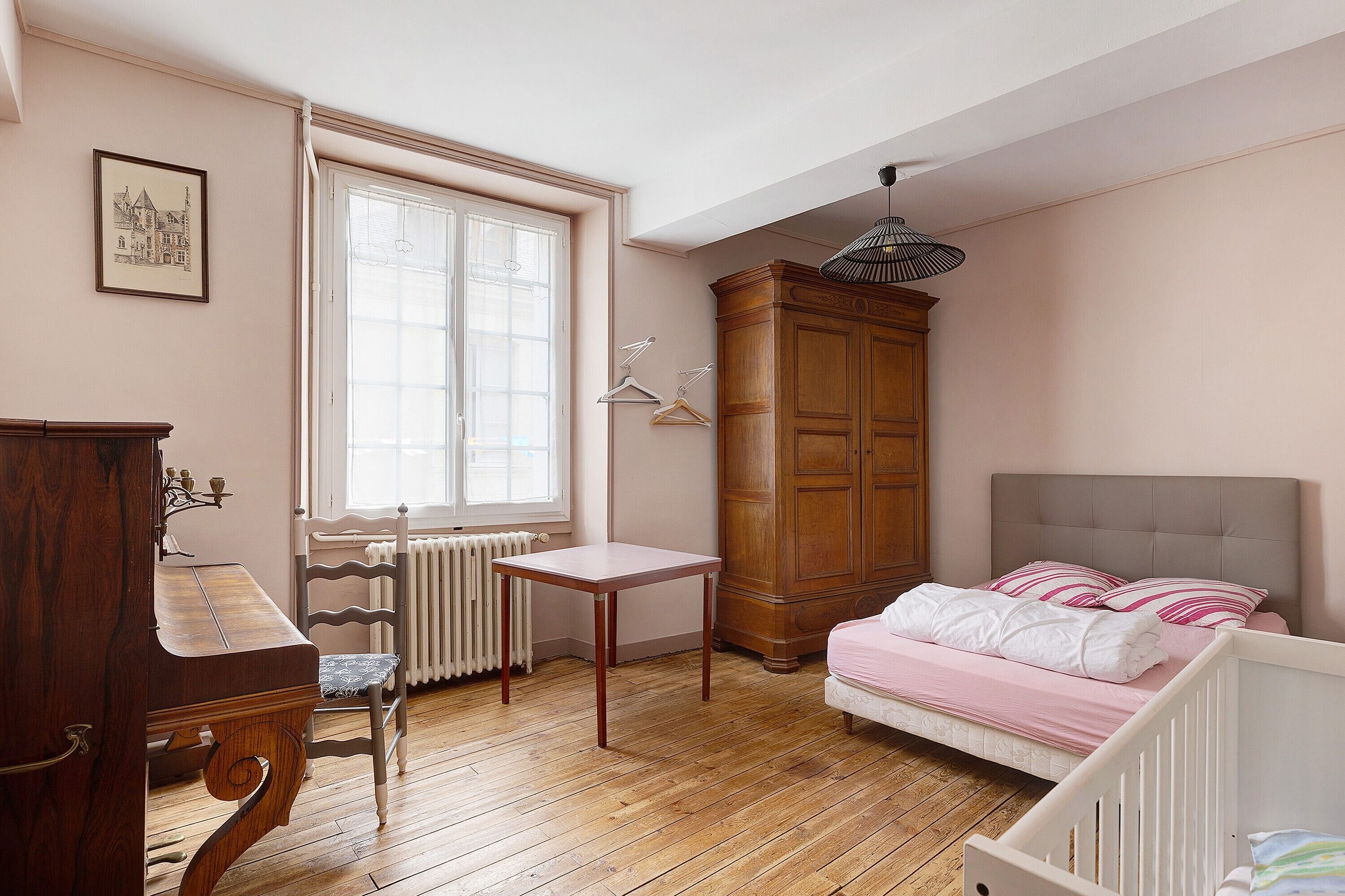 5 dormitorios, tabla de planchar con plancha, wifi