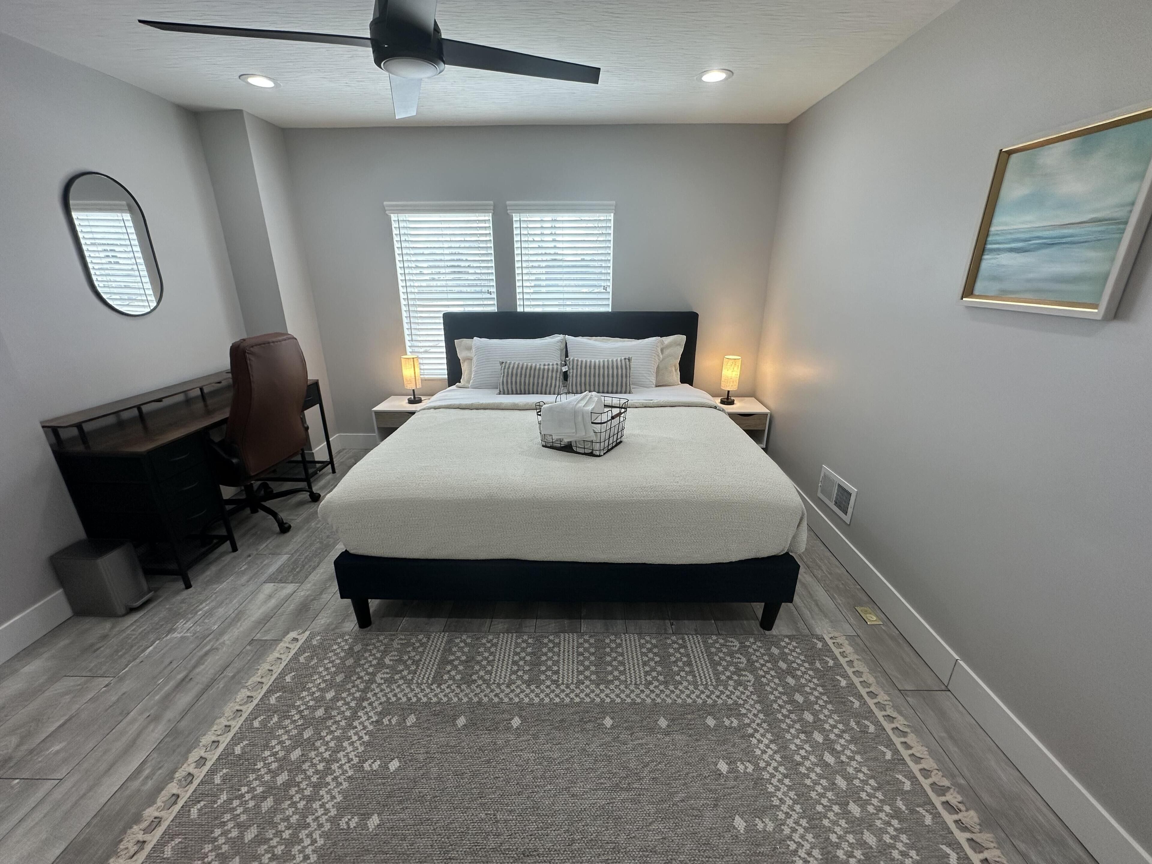 2 bedrooms, iron/ironing board, WiFi, bed sheets