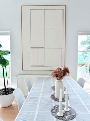 Dining - Luxury Mid Century Home on Hudson Waterfront Bluff. 4 bed/3 bath (Highland)