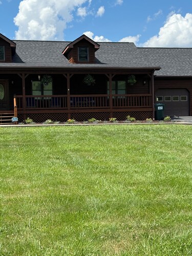 Quiet, serene 3-bedroom house with in charming Owingsville, Kentucky.