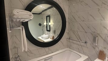 Baignoire d'eau douce, douche hydromassante