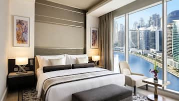 Premium bedding, down duvets, Tempur-Pedic beds, in-room safe