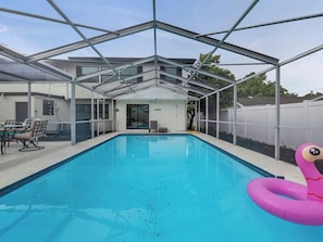Pool - Beautiful 3-bedroom home with pool near beaches and attractions (Palmetto)