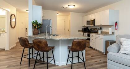 Comfortable 2BR Duplex with Fast WiFi