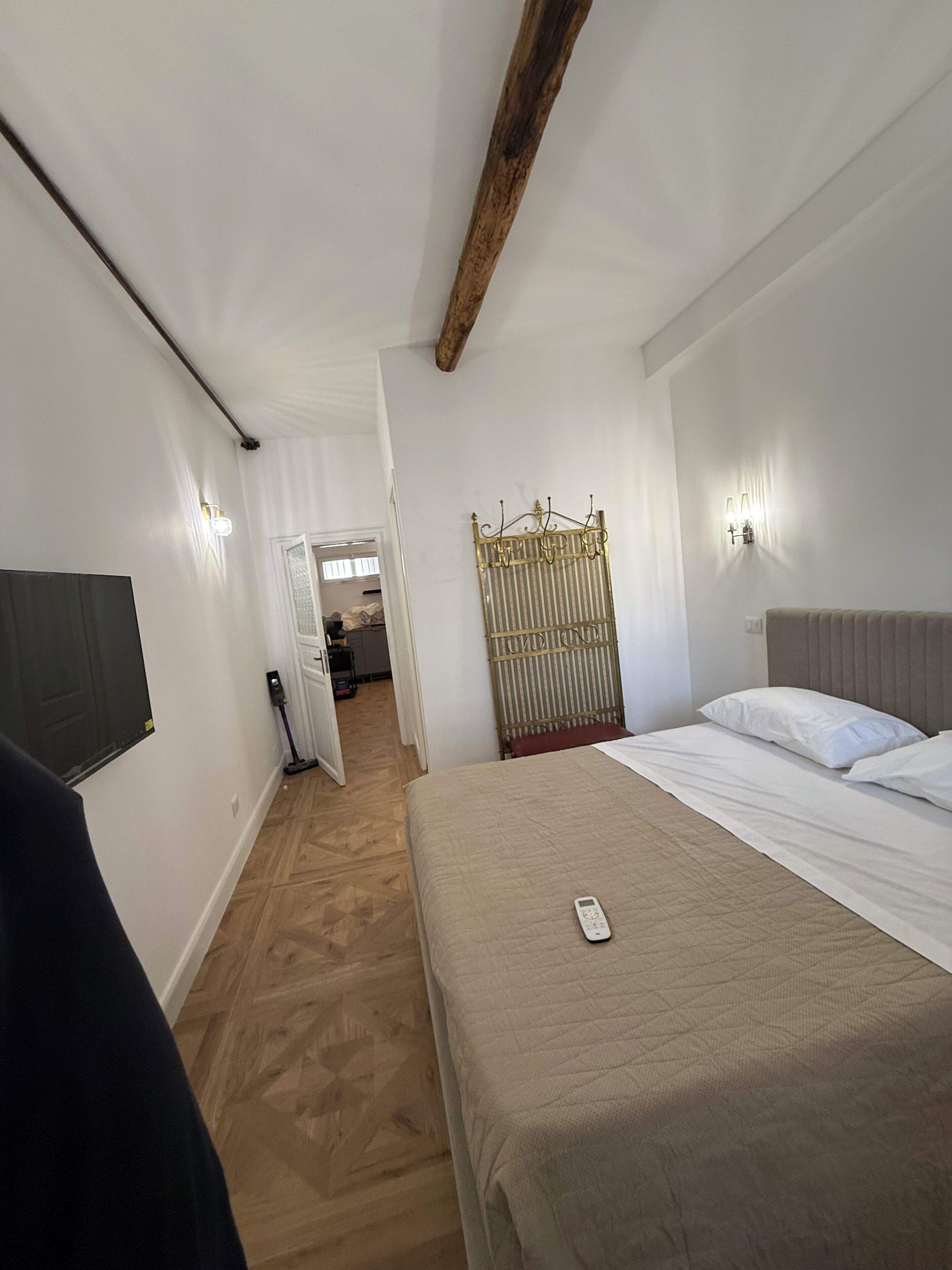 2 Schlafzimmer, Zimmersafe, Bügeleisen/Bügelbrett, kostenloses WLAN