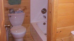 Bathroom - American Pines Cabin #5 (Keystone)