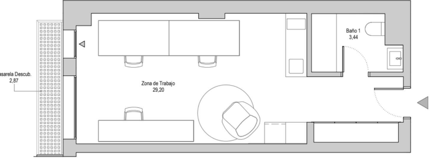 Ein Grundriss eines Hotels mit Arbeitsbereich, Badezimmer und Poolbereich.