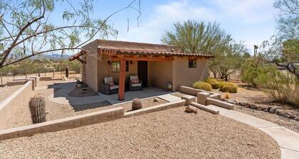 Casita with pool and horse privileges