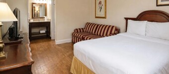 Sacramento Inn and Suites