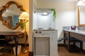 Deluxe-suite | Privat køkken | Ovn, kogeplade