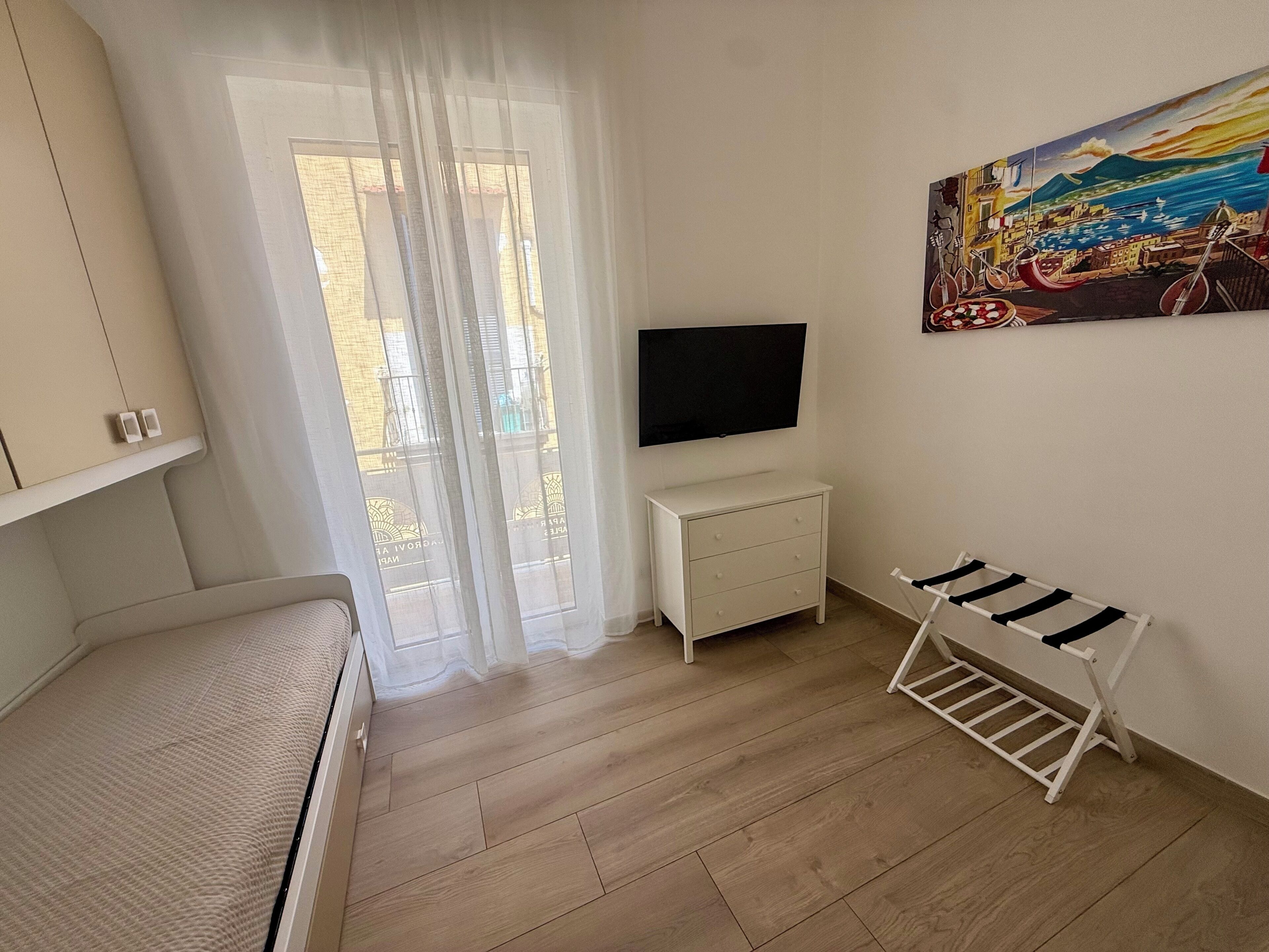 2 quartos, ferros/tábuas de passar roupa, Wi-Fi, roupa de cama