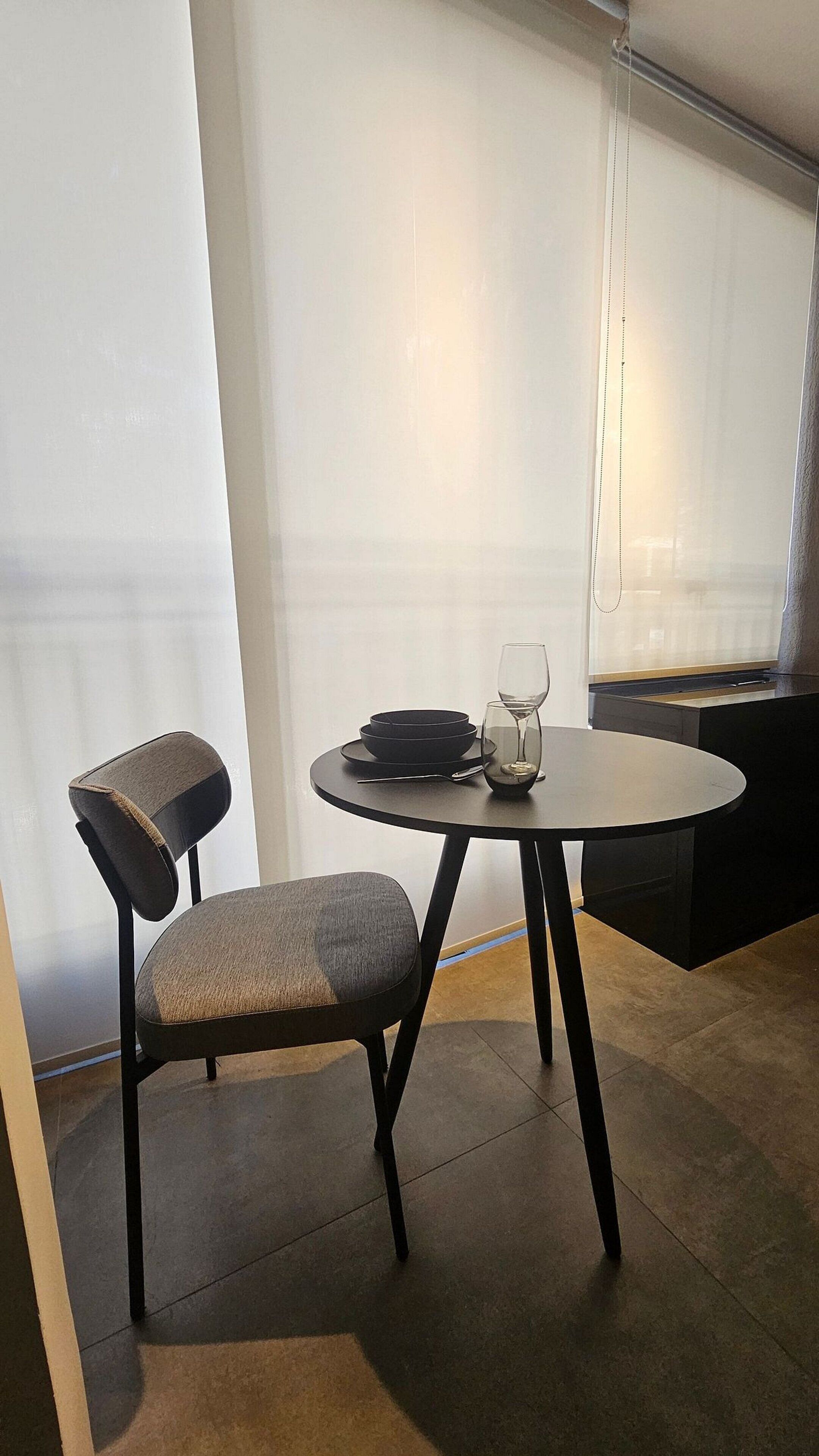 Apartment | Dining