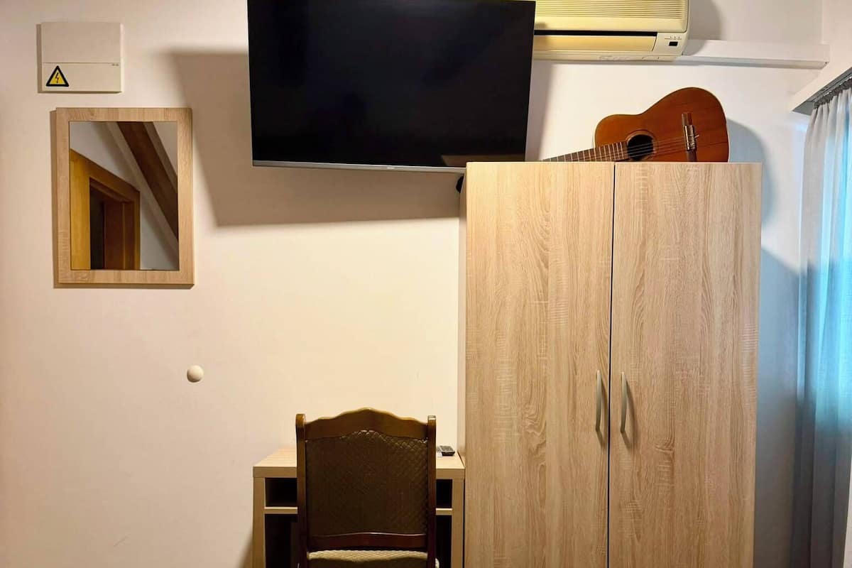 Basic Double or Twin Room