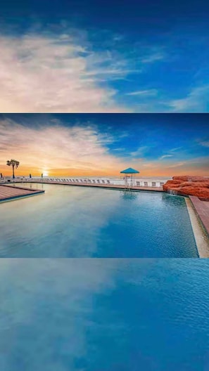 Outdoor pool, a heated pool - Oceanfront Studio, Beach & City Views, Jacuzzi, Heated Pool, Direct Beach Access (Daytona Beach)