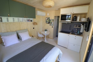 Free WiFi, bed sheets - Delphine's Cocon Champenois (SAINT ETIENNE AU TEMPLE)
