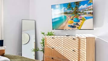 3 bedrooms, iron/ironing board, travel crib, WiFi