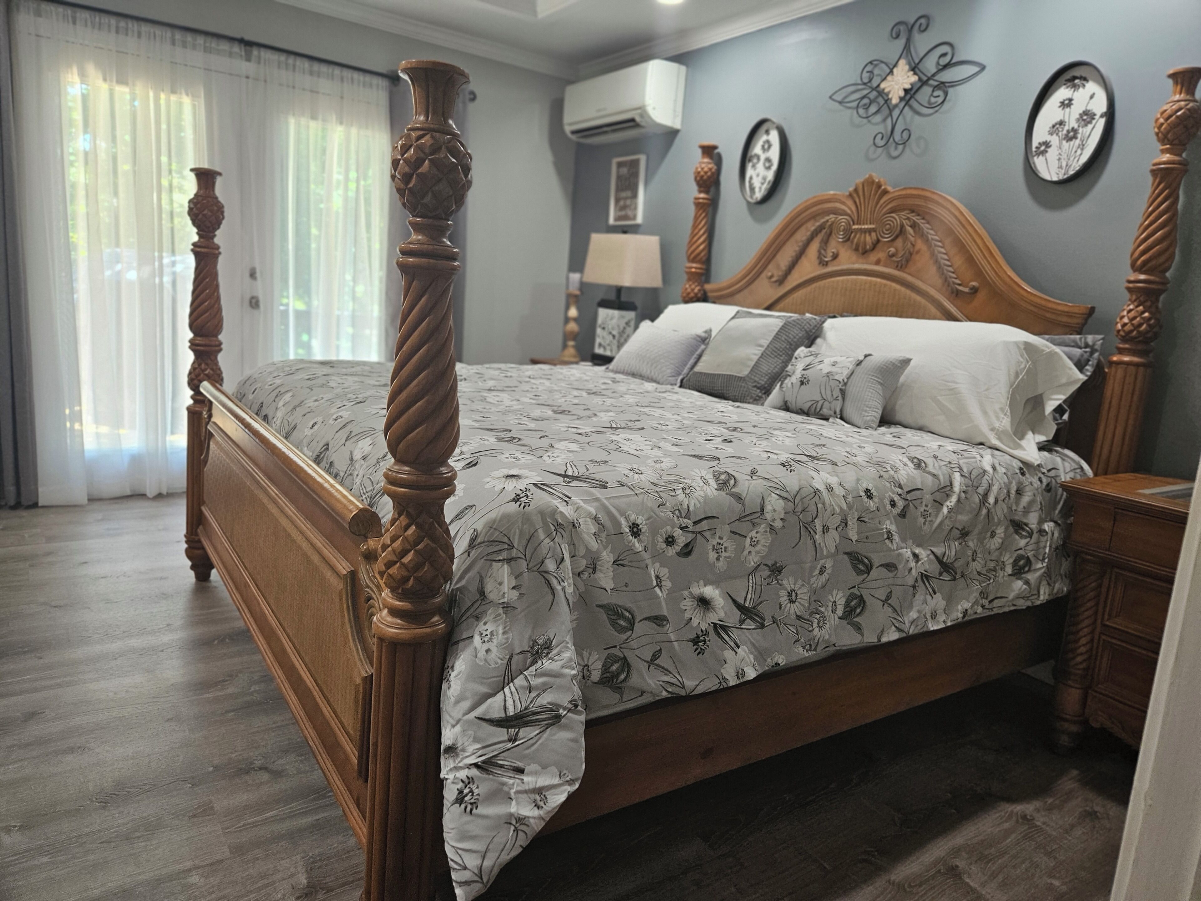 3 habitaciones, tabla de planchar con plancha y wifi gratis 