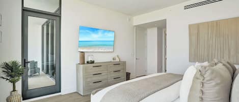 3 habitaciones, tabla de planchar con plancha, cuna de viaje y wifi