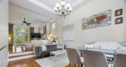 Elegant 2BR+Office Leaside Home|Free Parking.Ravine.NearLRT. Sunnybrook Hospital