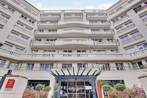 Exterior - Modern Studio - 2P - Issy-les-moulineaux / Javel (La Courneuve)