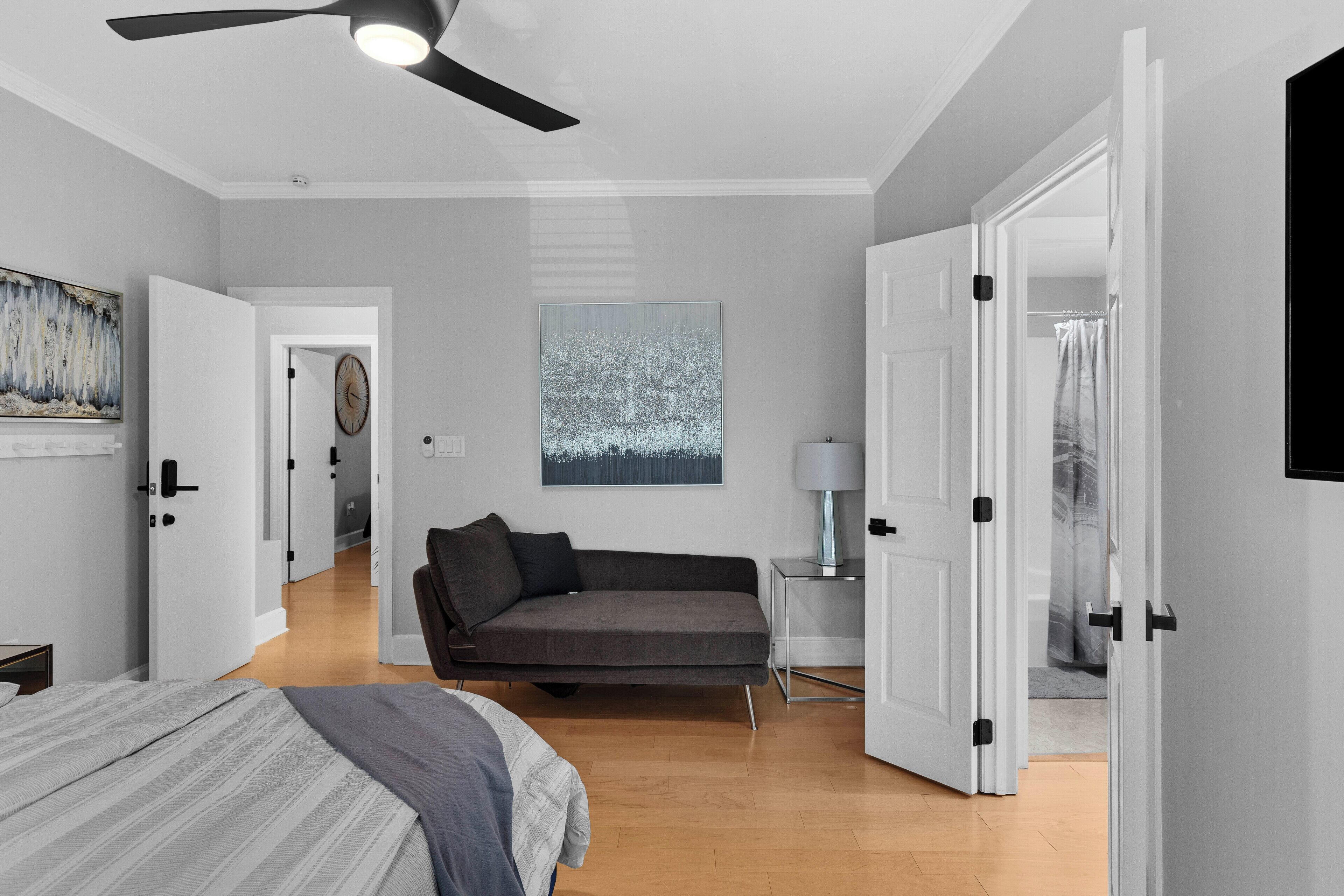 3 chambres, fer et planche à repasser, Wi-Fi gratuit, draps fournis