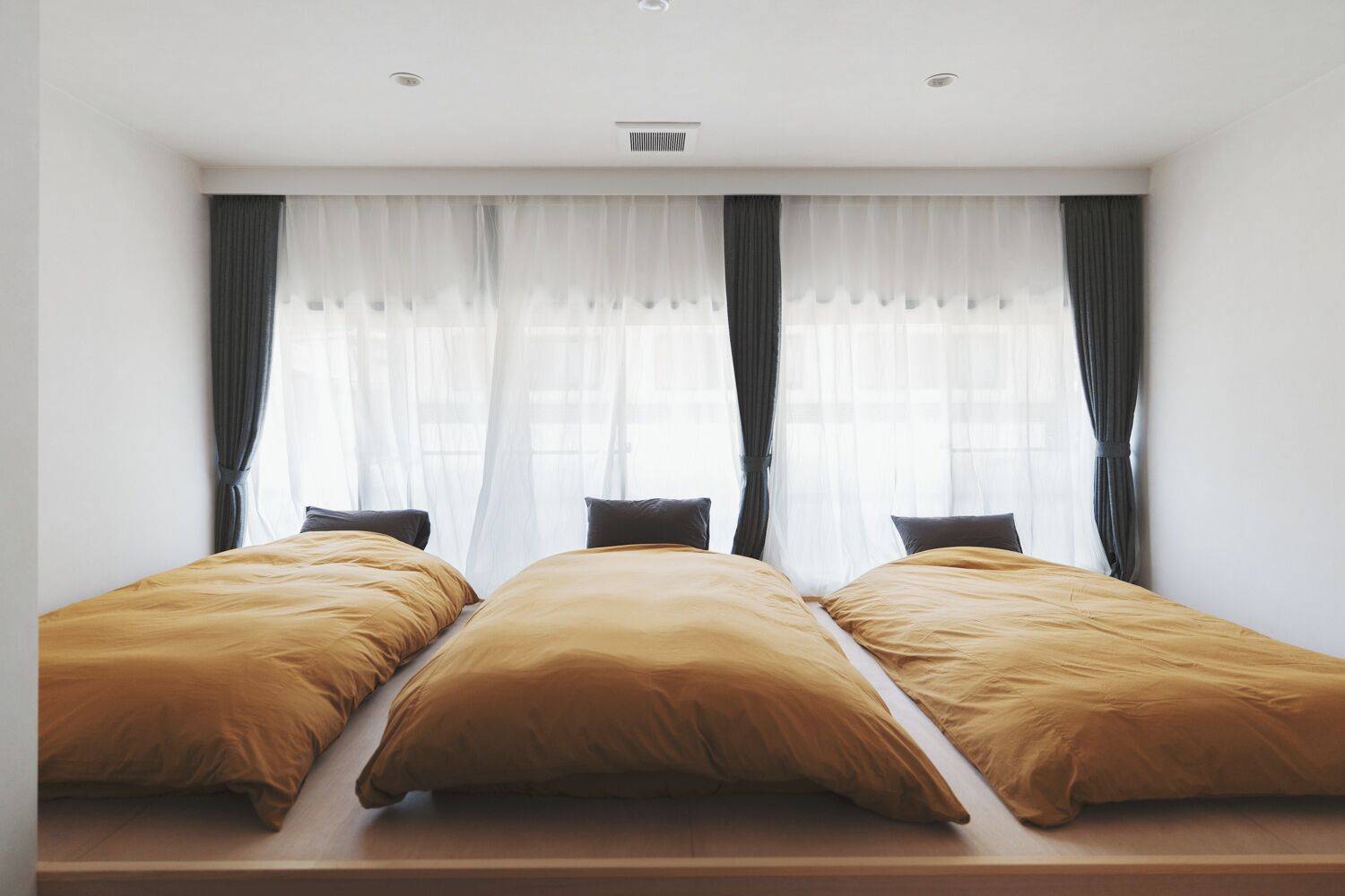 Down comforters, desk, WiFi (free)