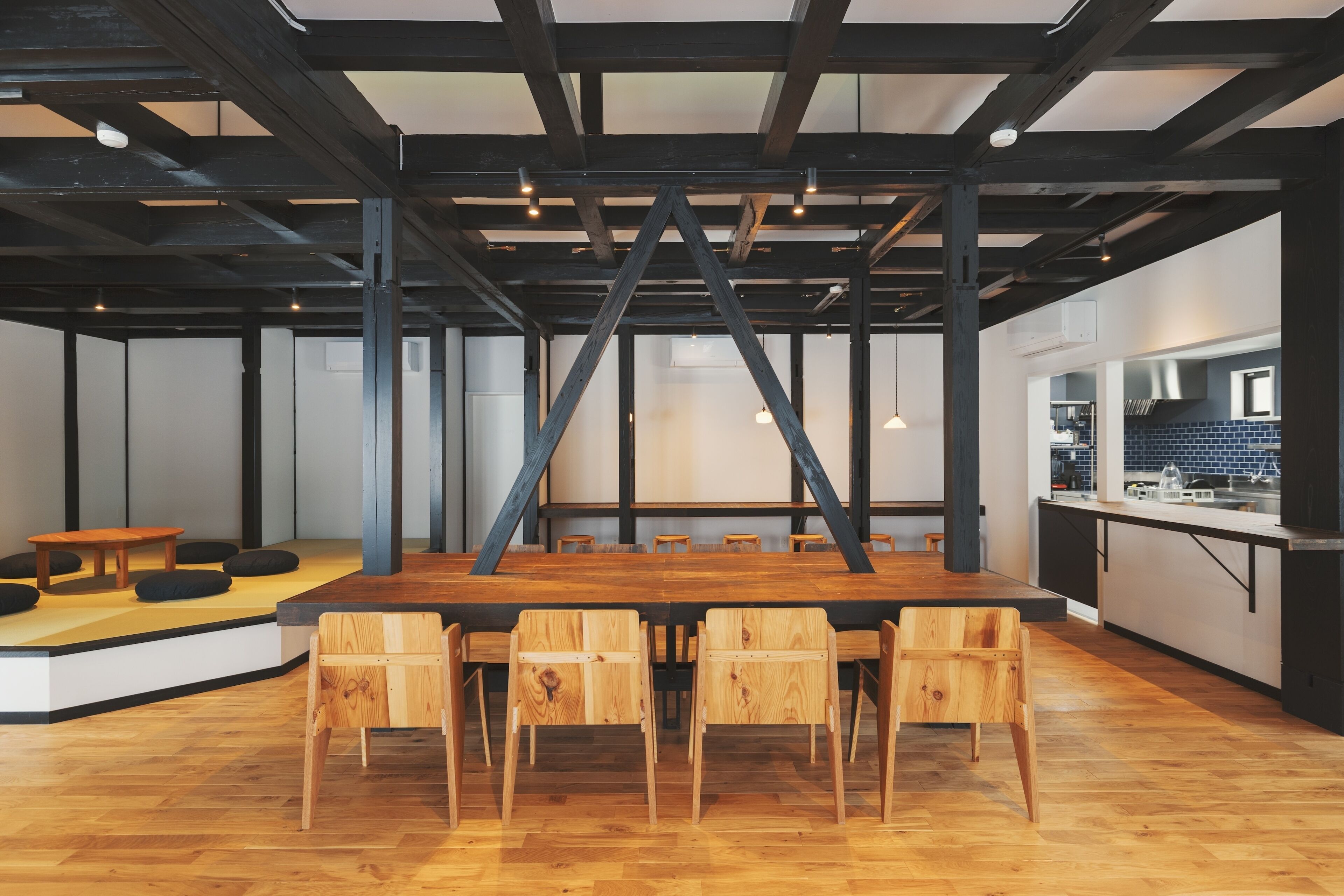Economy Quadruple Room | Dining