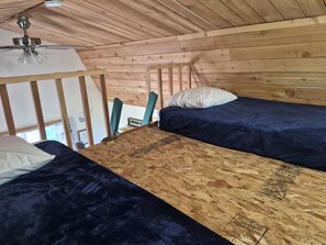 2 bedrooms, Internet, bed sheets