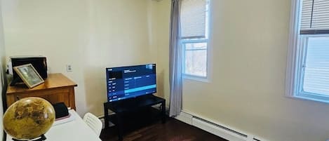 Classic Apartment | WiFi (free), bed sheets