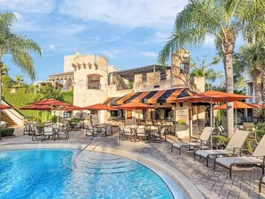 Pool - King Villa Resort with Balcony near Orlando’s I-Drive (Orlando)