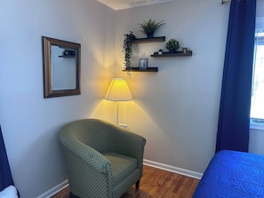 5 Schlafzimmer, Schreibtisch, Reisekinderbett, WLAN