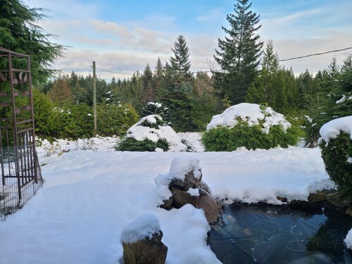 In law suite, perfect for single or couple on the outskirts of Qualicum Beach