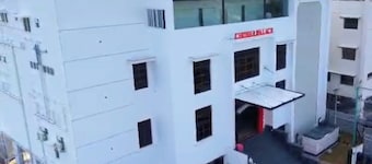 CHOZHA PALACE PREMIUM ROOMS AC