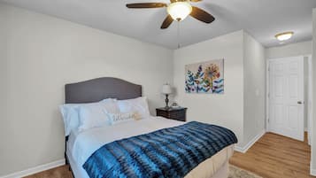 3 Schlafzimmer, Bügeleisen/Bügelbrett, WLAN, Bettwäsche
