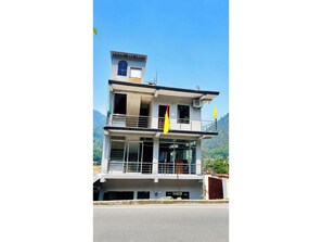 Exterior - Hotel Kaffal & Restaurant Rudraprayag (Rudraprayag)