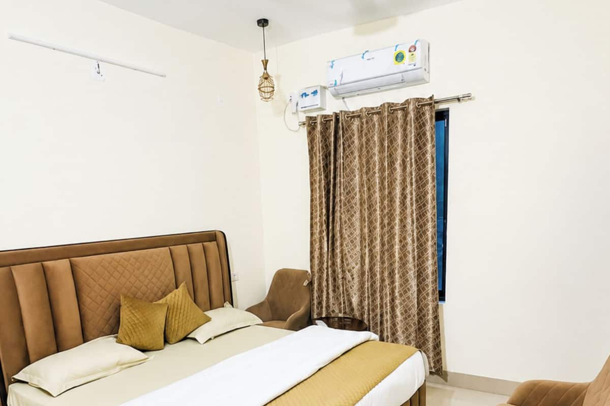 Deluxe Double Room, Air conditioning | View from room