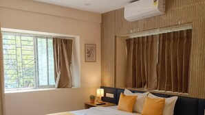Deluxe Double Room, City View - Townhouse-Executive Suites (Barasat)