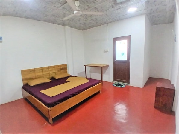 Quarto casal standard de uso individual