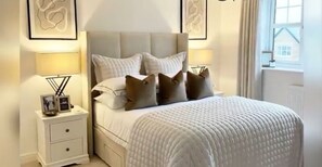 Iron/ironing board, WiFi, bed sheets - Vrbo Property (Battipaglia)