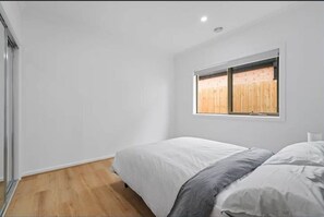 Room - Stay @ the K's — San Remo Getaway Near Phillip Island (San Remo)