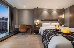 Laptop workspace, blackout drapes, soundproofing, WiFi (free) - JINCHEN HOTEL -Chongqing North Station  (Chongqing)