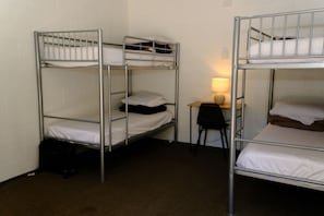 Room - Ata Studios at Sundale Holiday Park (Wānaka)