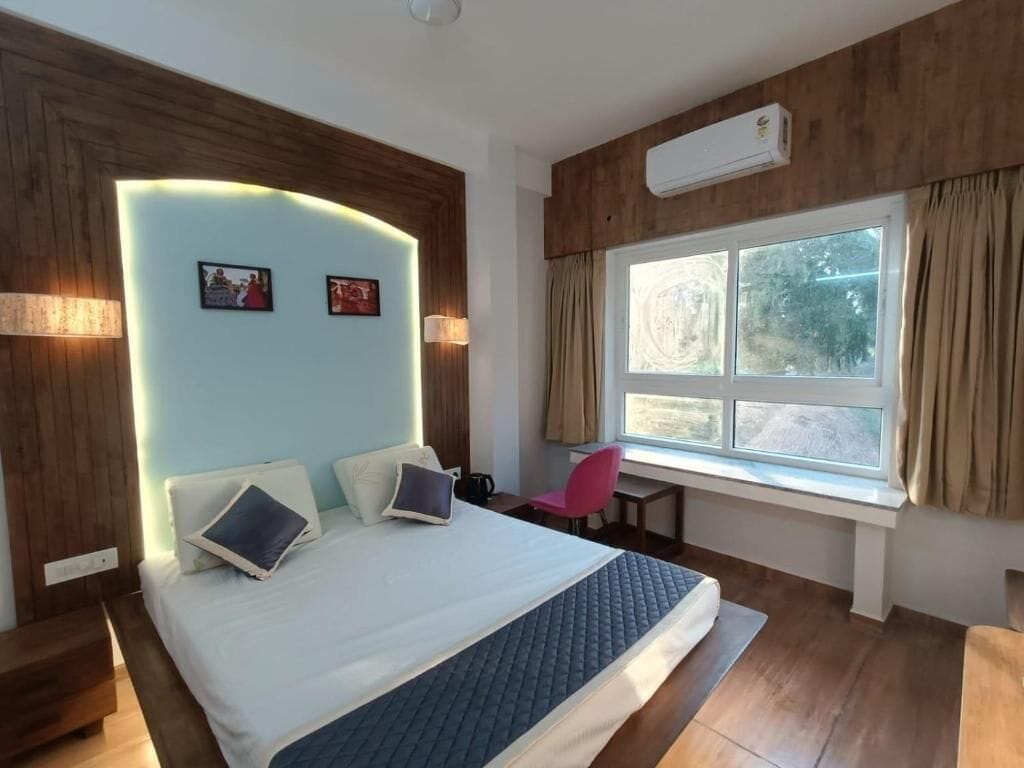 Superior Double Room, River View | WiFi (free)