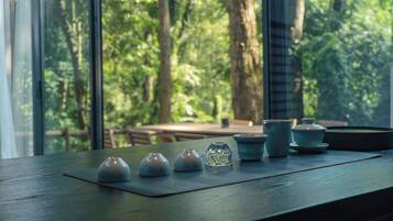 Family Duplex, Hill View | Interior