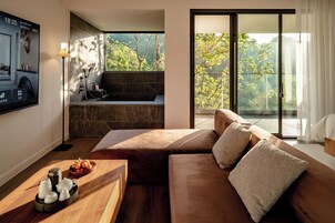 Habitación Elite doble, balcón, vistas a la colina | Zona de estar