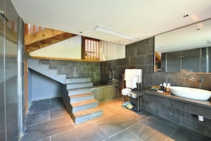 Premier Suite, Balcony, Hill View | Spa